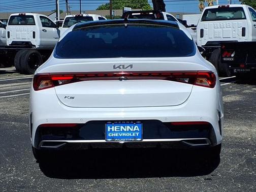 2022 Kia K5 EX