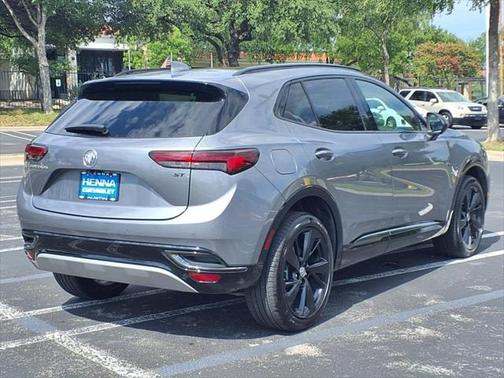 2022 Buick Envision FWD Essence