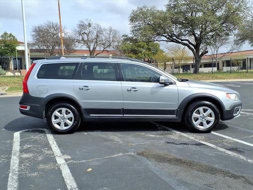 2012 Volvo XC70 3.2