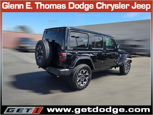 2025 Jeep Wrangler 4-Door Sahara 4x4