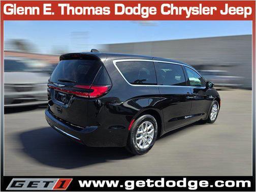 2025 Chrysler Pacifica L