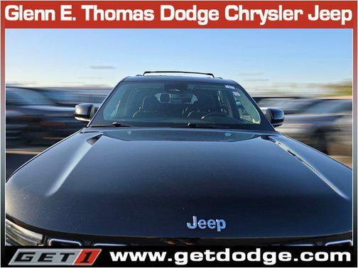 2022 Jeep Grand Cherokee L Laredo