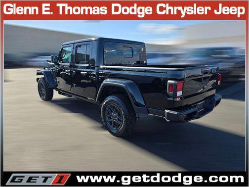 2026 Jeep Gladiator Sport S