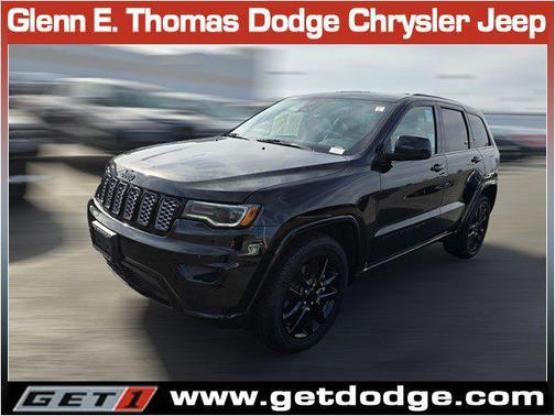 2022 Jeep Grand Cherokee Laredo
