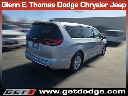 2026 Chrysler Pacifica L