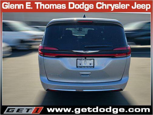 2026 Chrysler Pacifica L