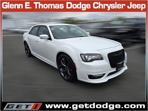 2022 Chrysler 300 Touring