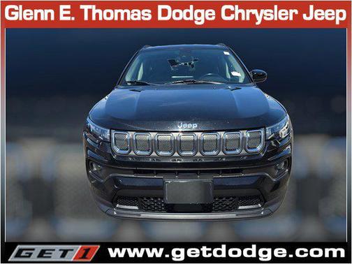 Diamond Black Crystal Pearlcoat 2022 Jeep Compass Latitude Lux