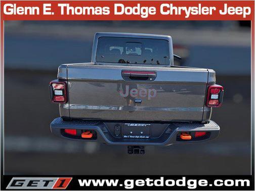 Granite Crystal Metallic Clearcoat 2026 Jeep Gladiator Mojave 4x4