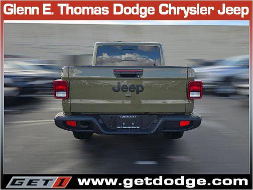 2025 Jeep Gladiator Nighthawk