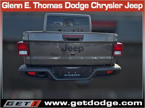 2026 Jeep Gladiator Sahara 4x4