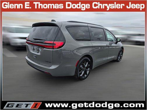 2025 Chrysler Pacifica Limited
