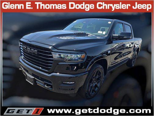 Diamond Black Crystal Pearlcoat 2026 RAM 1500 Laramie