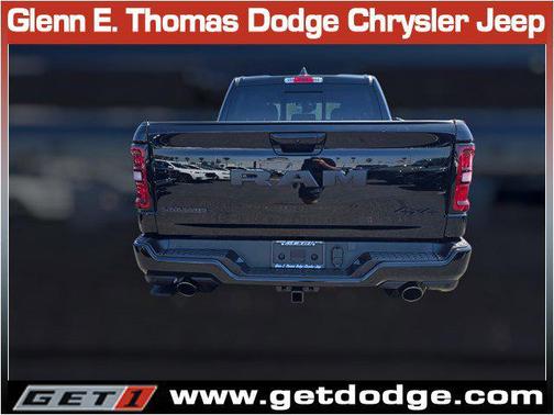 Diamond Black Crystal Pearlcoat 2026 RAM 1500 Laramie