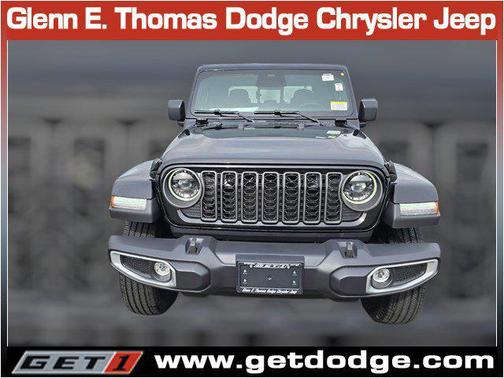 2026 Jeep Gladiator Sahara 4x4