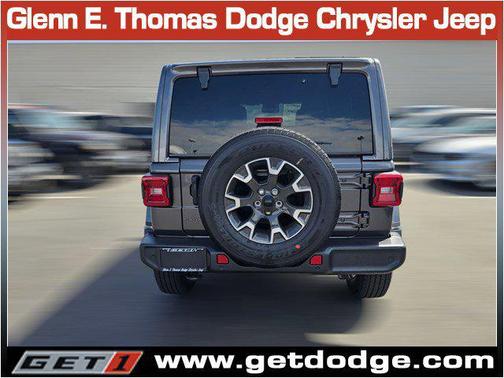 2025 Jeep Wrangler 4-Door Sahara 4x4