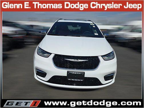 2025 Chrysler Pacifica L