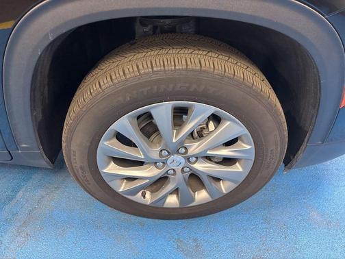 2025 Buick Enclave Preferred FWD