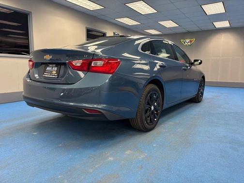 2025 Chevrolet Malibu FWD 1LT