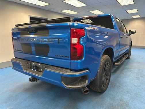 2023 Chevrolet Silverado 1500 Custom