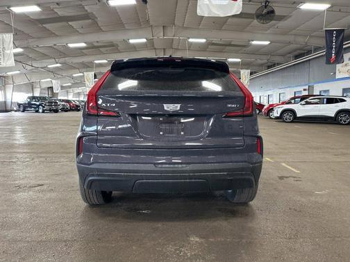 2024 Cadillac XT4 Luxury