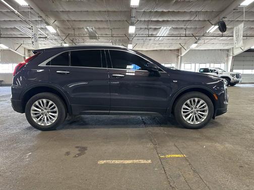 2024 Cadillac XT4 Luxury