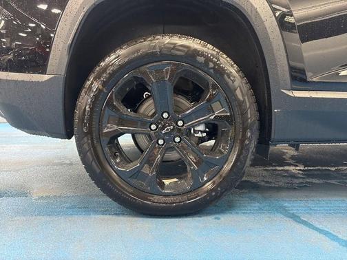 Mosaic Black Metallic 2026 Chevrolet Equinox 1LT