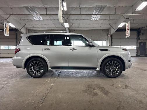 2024 Nissan Armada Platinum 4WD