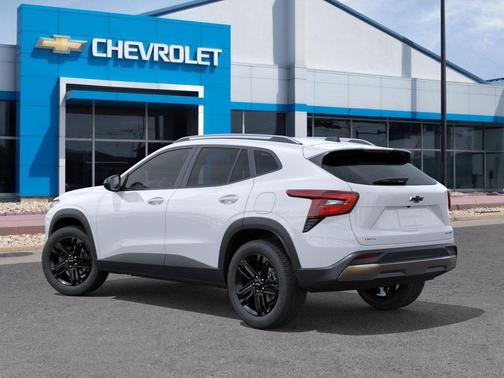 Summit White 2026 Chevrolet Trax FWD ACTIV