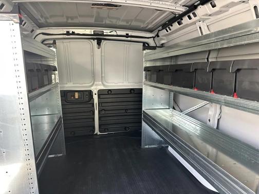 2025 Chevrolet Express 2500 RWD 2500 Regular Wheelbase WT