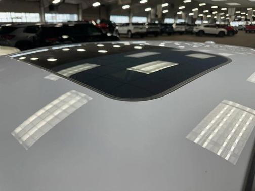 2025 Nissan Altima SR FWD