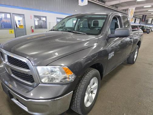 2024 RAM 1500 Classic SLT