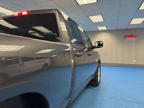 2024 RAM 1500 Classic SLT