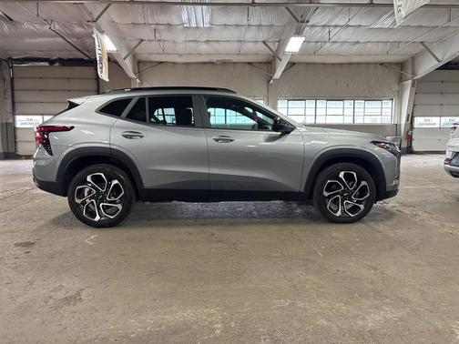 2025 Chevrolet Trax FWD 2RS