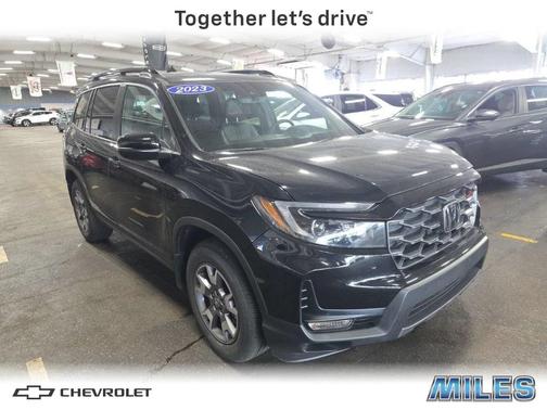 Crystal Black Pearl 2023 Honda Passport AWD TrailSport