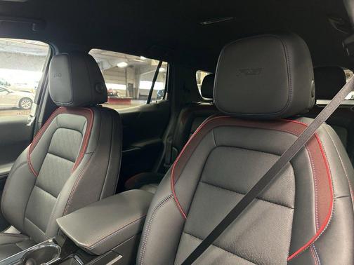 2026 Chevrolet Equinox FWD RS