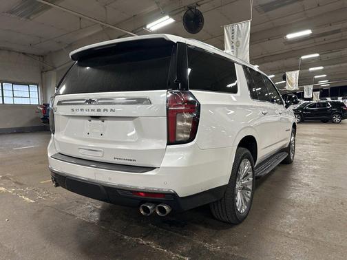 2021 Chevrolet Suburban Premier