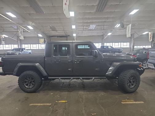 2023 Jeep Gladiator Willys 4x4