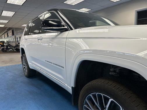 2024 Jeep Grand Cherokee L Summit Reserve