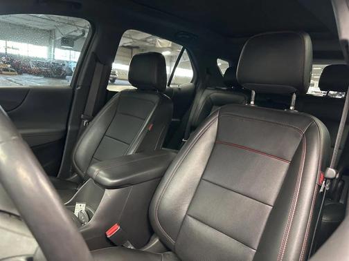 2022 Chevrolet Equinox FWD RS