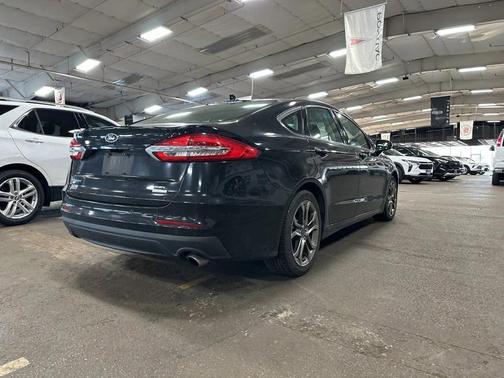 2020 Ford Fusion SEL