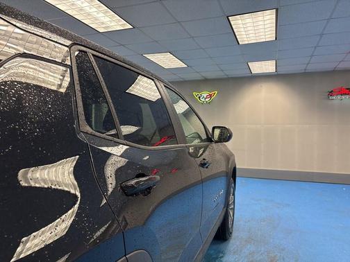Mosaic Black Metallic 2026 Chevrolet Equinox 1LT