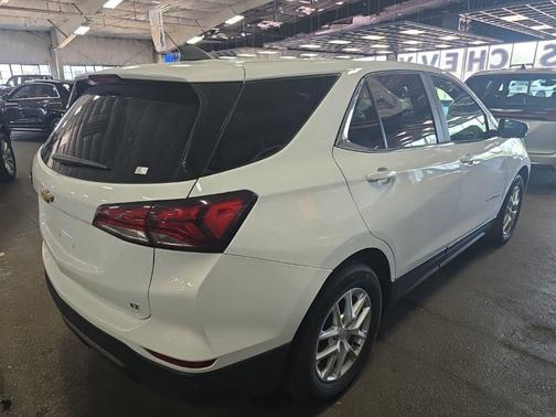 Summit White 2024 Chevrolet Equinox 1LT