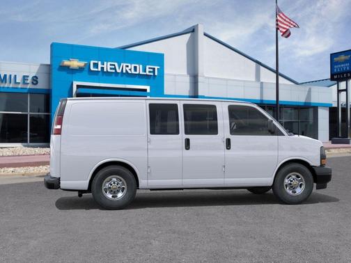 2025 Chevrolet Express 2500 RWD 2500 Regular Wheelbase WT
