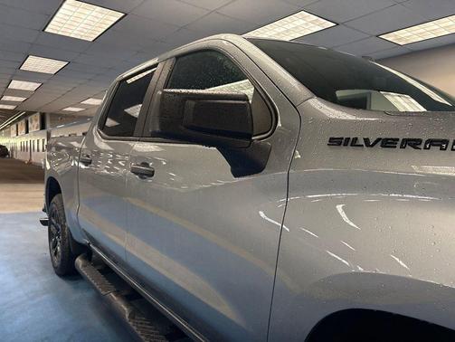 Sterling Gray Metallic 2026 Chevrolet Silverado 1500 Custom