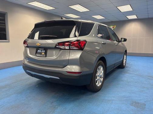 Sterling Gray Metallic 2024 Chevrolet Equinox 1LT