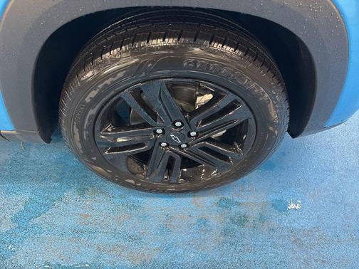 Marina Blue Metallic 2026 Chevrolet Trax FWD ACTIV