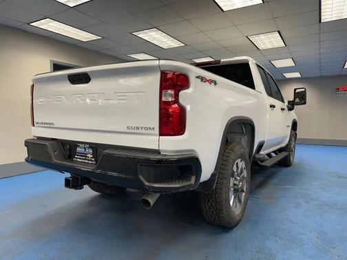 2026 Chevrolet Silverado 2500 Custom