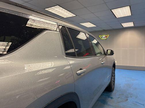 Sterling Gray Metallic 2026 Chevrolet Traverse LT
