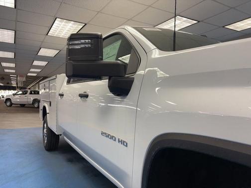 Summit White 2026 Chevrolet Silverado 2500 WT
